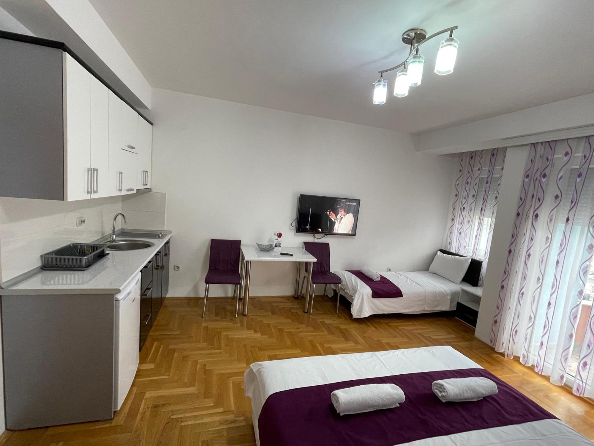 Front Beach Exclusive Apartments Struga Bagian luar foto