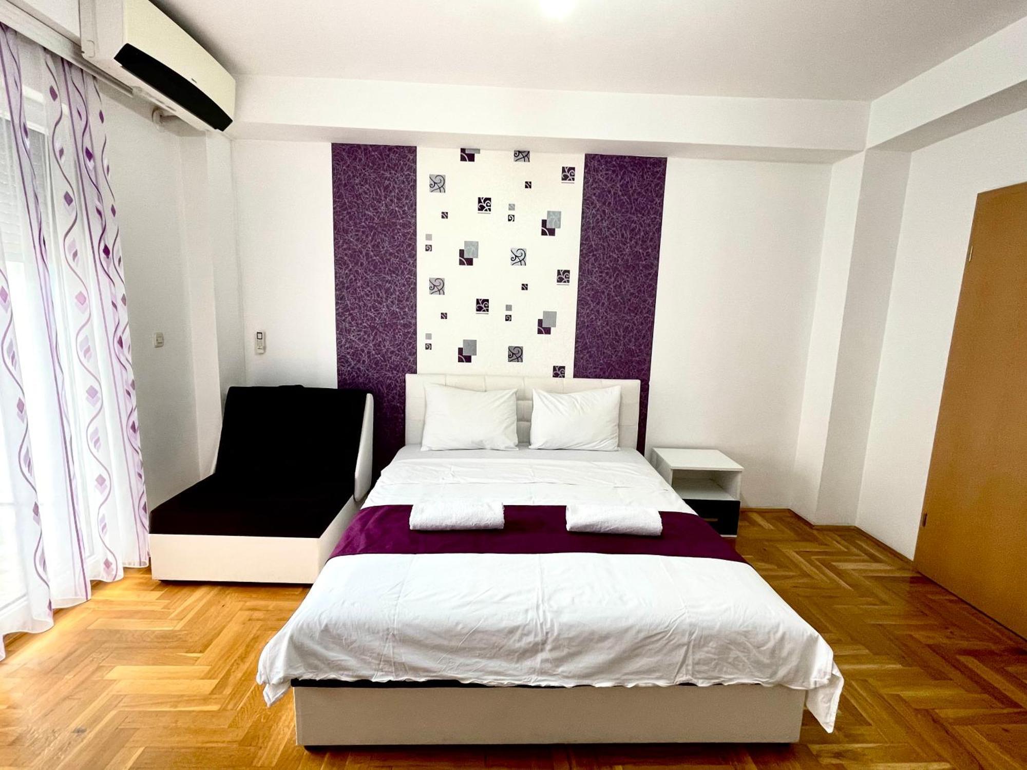 Front Beach Exclusive Apartments Struga Bagian luar foto