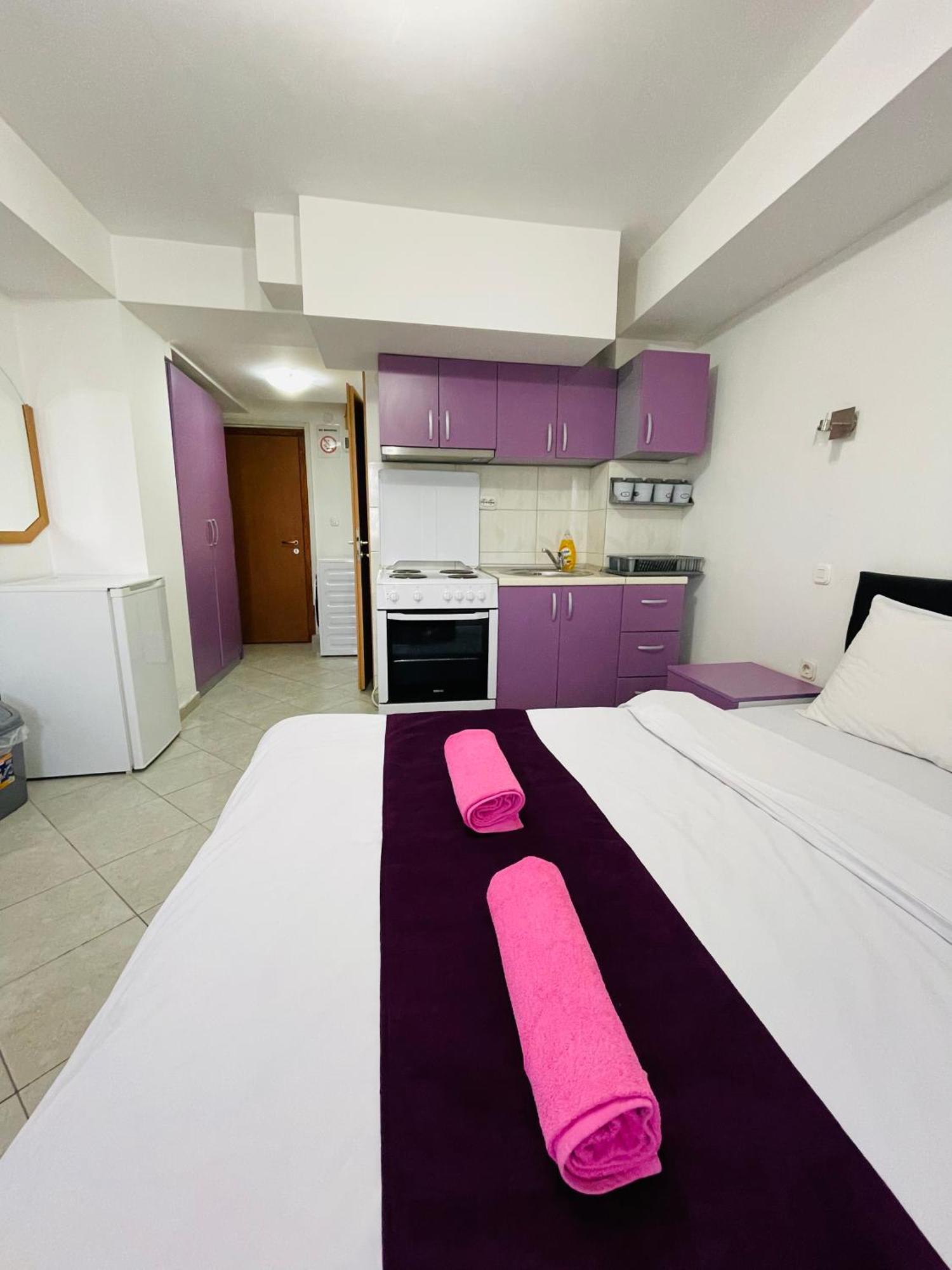Front Beach Exclusive Apartments Struga Bagian luar foto