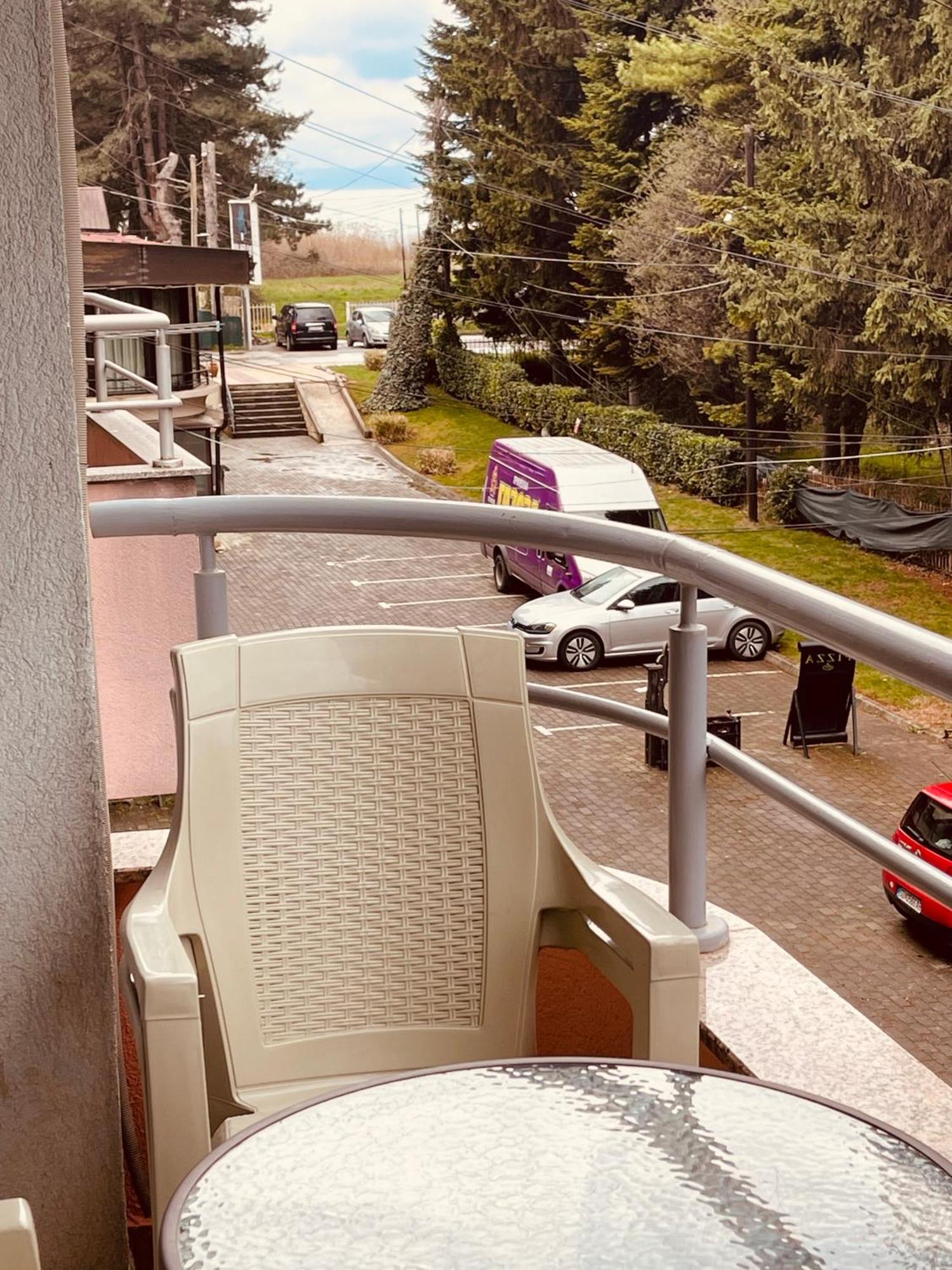 Front Beach Exclusive Apartments Struga Bagian luar foto